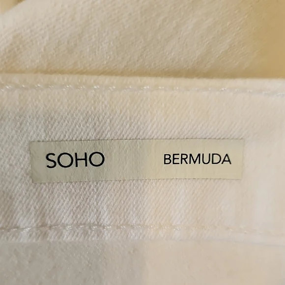 White Bermuda Women's Shorts with Power Pockets - Picture 10 of 12